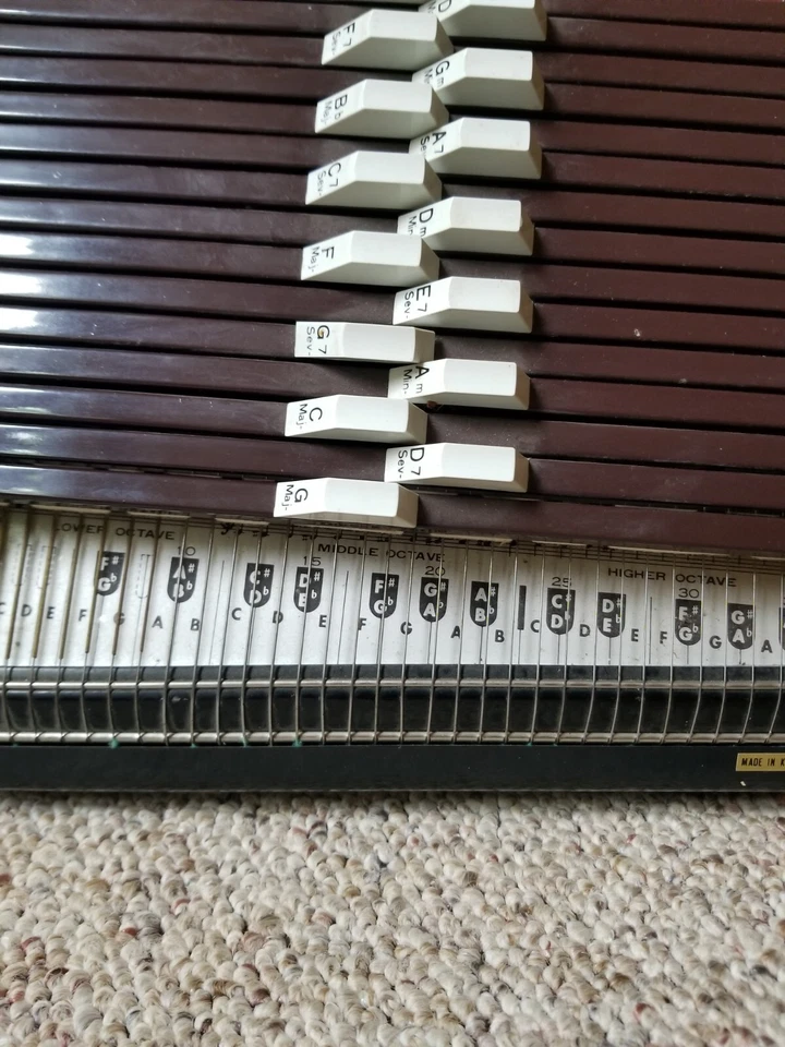 Vintage Chromaharp Rhythm Band Inc 15 Cord RBI Sunburst Autoharp Chord Zither - Image 2 of 4