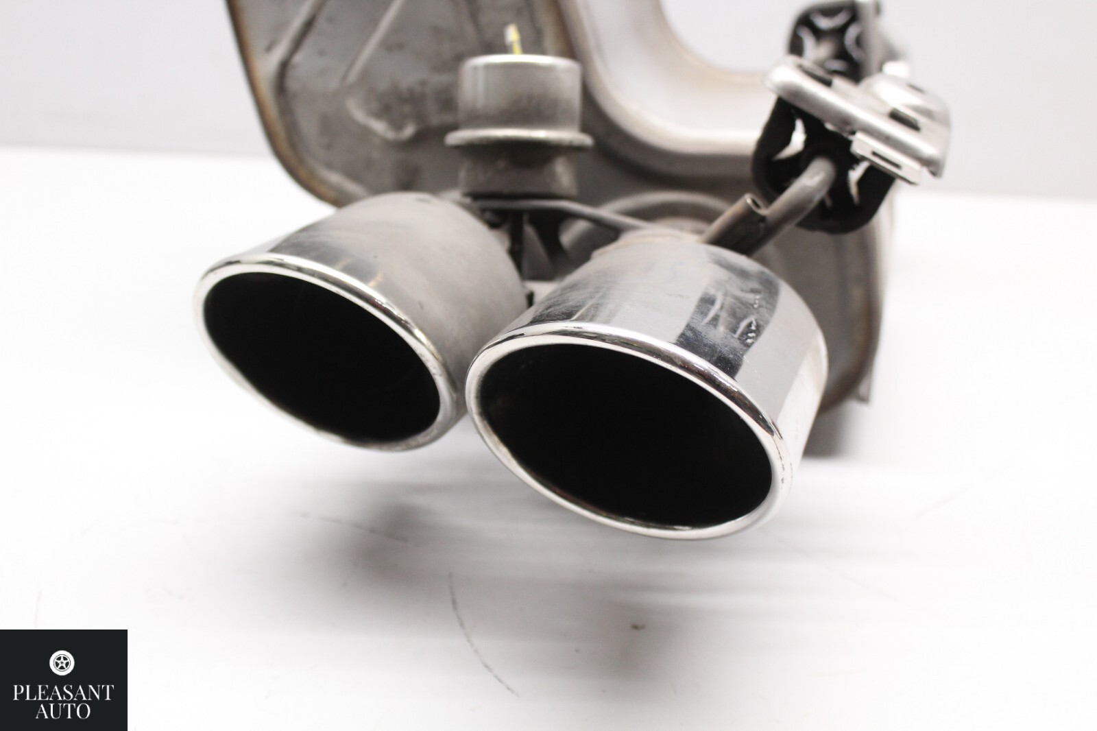 MASERATI GHIBLI 3.0L REAR LEFT DRIVER EXHAUST MUFFLER PIPE OEM 2014-2020 CUT-