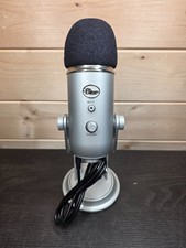 Blue Yeti Microfono USB Argento con Supporto Regolabile | Testato e Funzionante