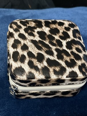 Leopard Print Jewelry Case Unbranded Nude Color Zipper for Travel