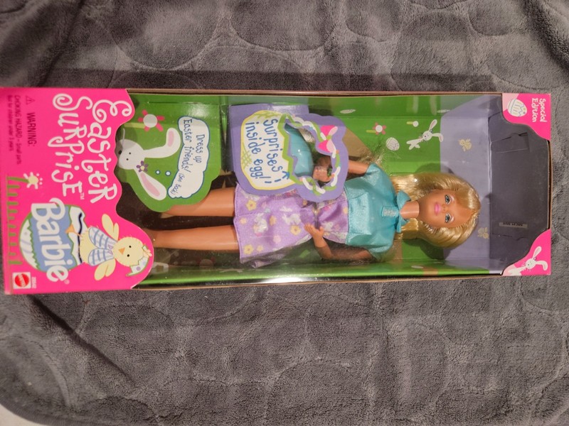 Mattel 1998 Easter Surprise Barbie Doll Special Edition 20542 New in Box