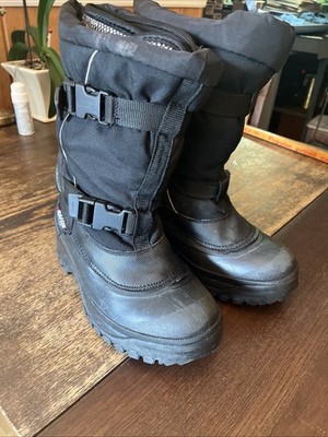 Baffin Men s US 9 - Women s 11 Extreme Winter Snow Boots  Insulated Waterproof