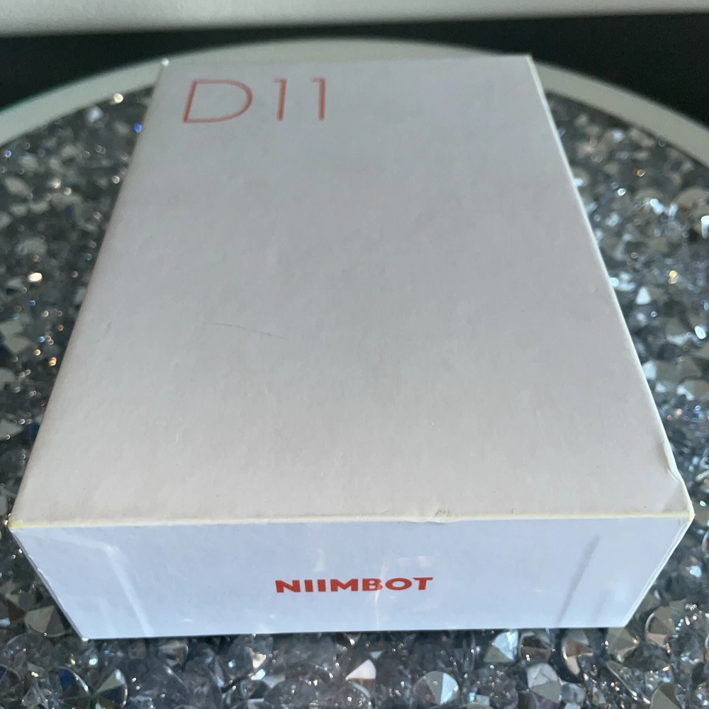 NIIMBOT D11 Portable Wireless Label Maker Printer for Home Office Organization NIIMBOT D11 Portable Wireless Label Maker Printer for Home Office Organization