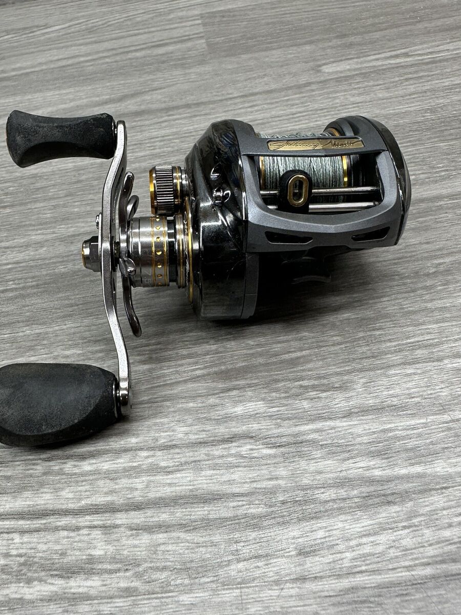 Bass Pro Shops Johnny Morris Signature Series XPS JSG10SHA baitcaster reel