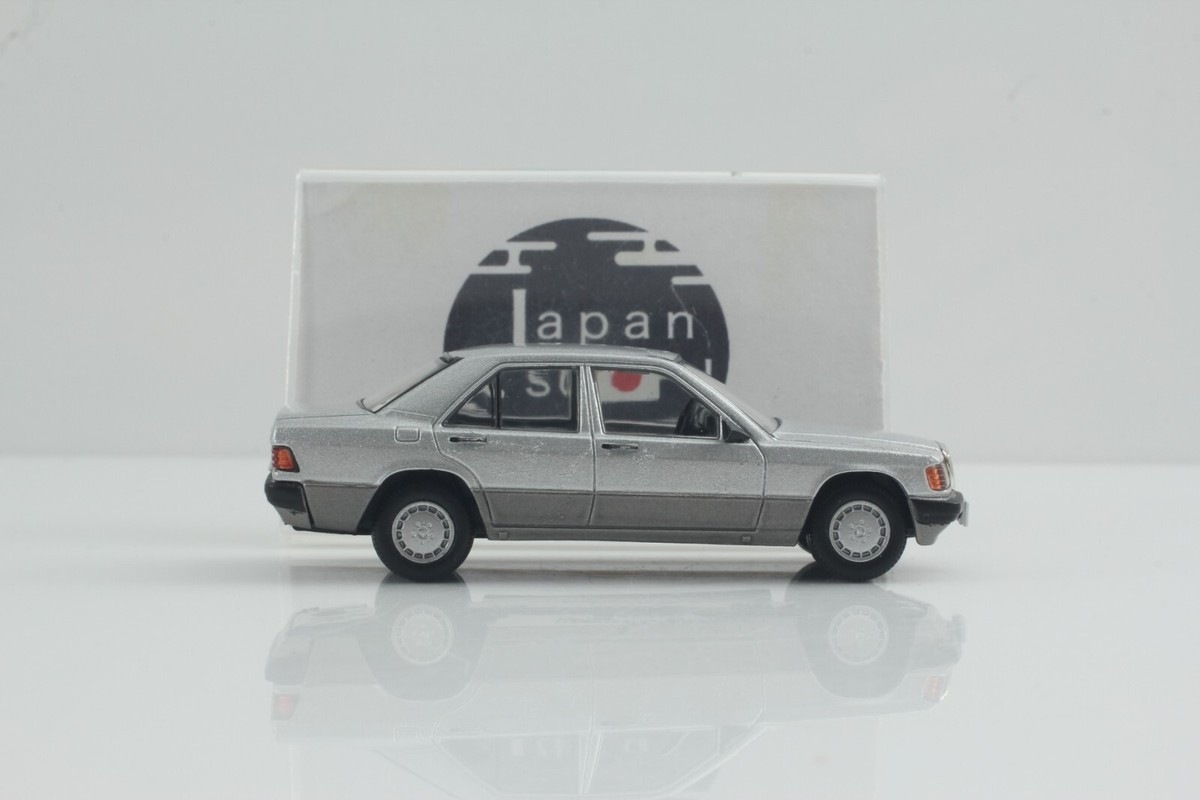 TOMICA LIMITED VINTAGE NEO LV-N77 Mercedes Benz 190E LV-N77a TOMICA LIMITED VINTAGE NEO LV-N77 Mercedes Benz 190E LV-N77a