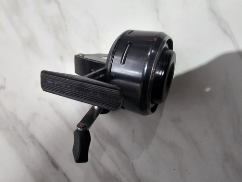 Abu 508 Closed Face Fishing Reel - Right Hand Wind - Working - Picture 3 of 8
