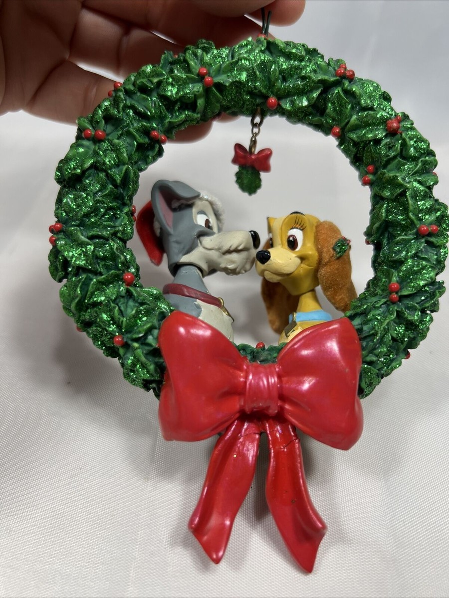 LADY & TRAMP DISNEY CHRISTMAS WREATH ORNAMENT | eBay