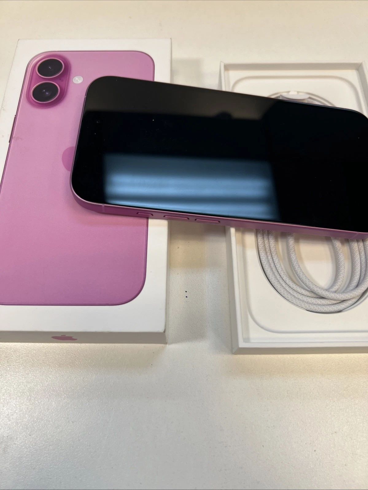 iPhone 16 128GB — Open Box, Unused (AT&T Locked) thumbnail 13