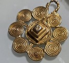 Vintage Golden-toned Pendant Only Signed Metropolitan Museum Of Arts Geometric  — photo 3