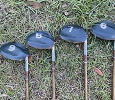 1930 s Spaulding Robert Jones Jr Golf Irons 2,4,5,6,7,8,9 Leather Iron Covers