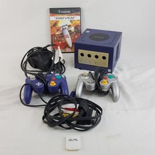 Vintage/Retro Nintendo Gamecube Model DOL-001 with 2 controllers & Game 2001