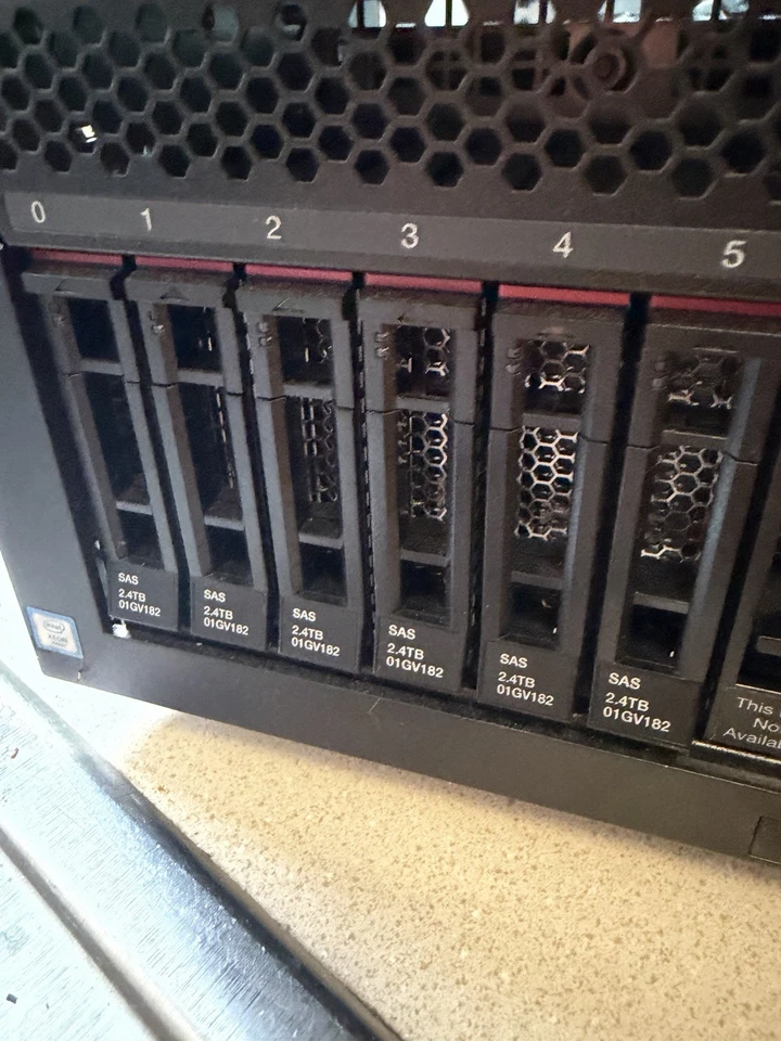 Lenovo ThinkSystem ST250  Server Xeon E-2174G 3.8 GHz 64GB RAM 6 X 2.4TB 2.5 HD - Image 2 of 4