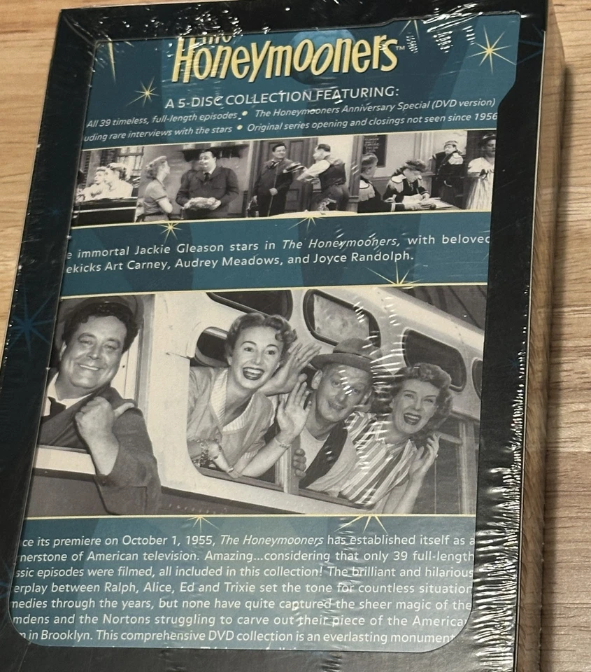 VTG The Honeymooners Classic 39 Episodes  VHS Jackie Gleason Carney SEALED NEW - Image 3 of 4