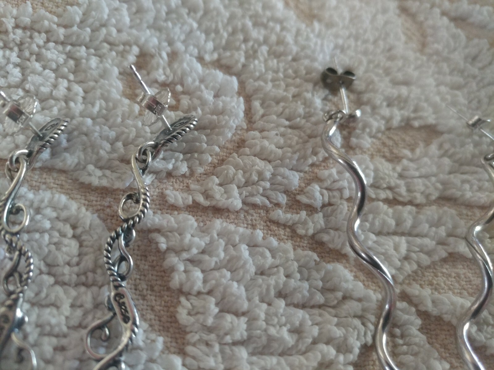 3 Dangling Earrings - image 9