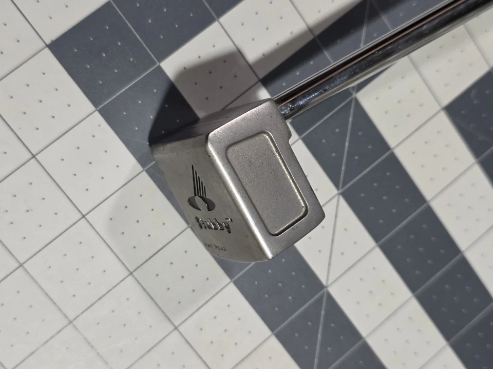 Never Compromise Stubby Putter Training Aid 35" Shaft, Small Head, Needs ReGrip - Image 3 of 4