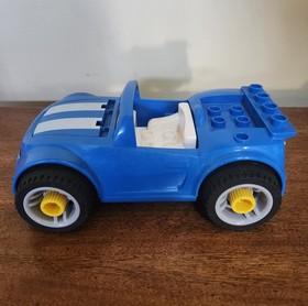 Lego Duplo Bib Blue Car MG 2509 From The Set  5640 Dated 2008