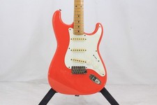 [Fender Japan] ST57-85 FRD Stratocaster Fiesta Red Made in Japan 1982 E.Guitar