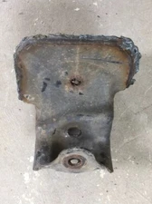 2008 Dodge Ram 1500 4x4 Quad Cab Right Rear Spring Hanger Bracket