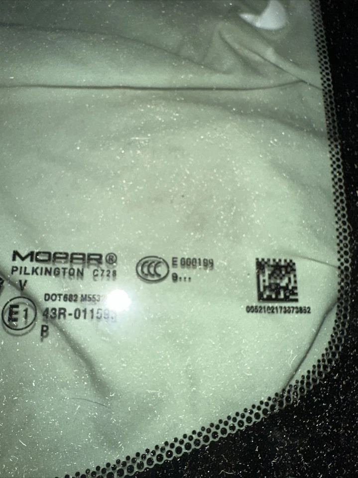 Jeep Renegade 2017 pasajero izquierdo Mopar cuarto ventana vidrio 68438138AA-001 Foto 3 de 4