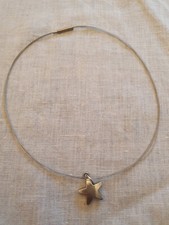Modeschmuck Halsreif mit Stern Anhänger, Länge 42 cm