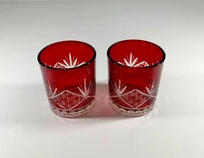RUBY RED CUT TO CRYSTAL CLEAR BOURBON LIQUOR COCKTAIL ROCKS BAR GLASSES  2 NEW