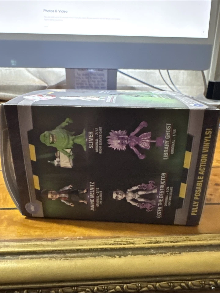 Figura de vinilo de acción The Loyal Subjects Cazafantasmas Egon Spengler Foto 3 de 4