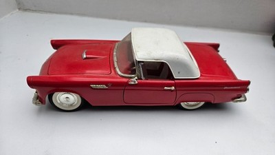 Modellauto Ford Thunderbird 1:18 rot mit weißem Dach