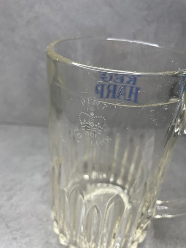 Jarra de vidrio acanalado transparente de una pinta de arpa de barril de colección publicidad coleccionable - Imagen 11 de 11