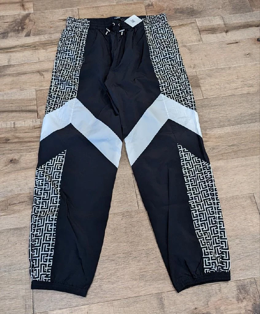 $1695 Mens BALMAIN Monogram Nylon Jogger Track Pants Black/Ivory 54 US 38