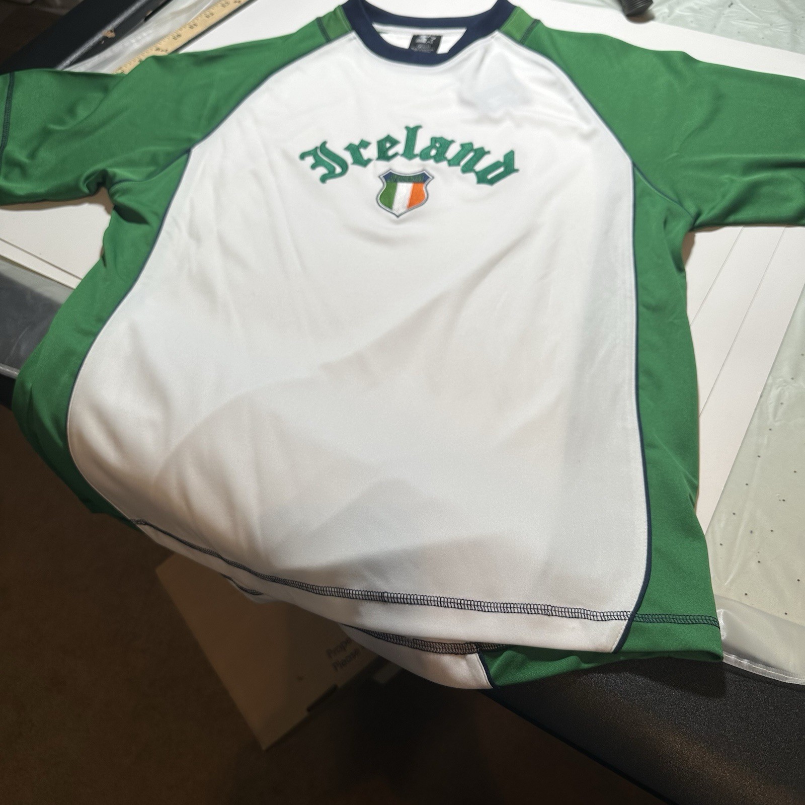 NWT Vintage Ireland Soccer /Football Jersey Mens Medium Green White Shirt
