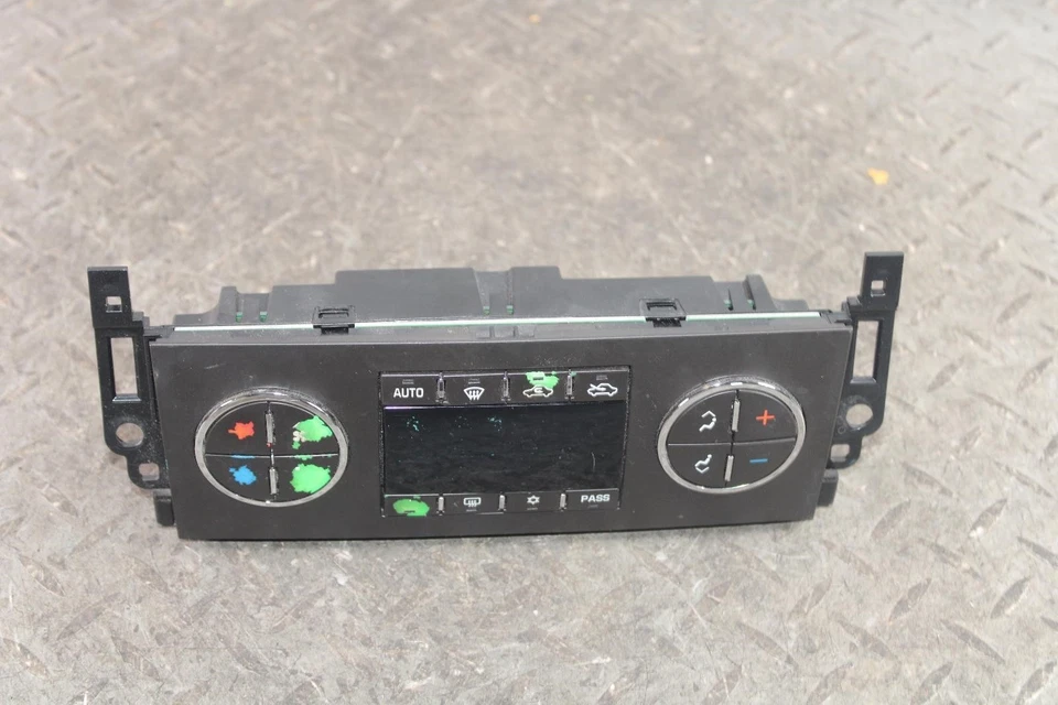 *WORN* 12-13 SILVERADO Automatic Dual Zone Heat AC Climate Temperature Control - Изображение 3 из 4