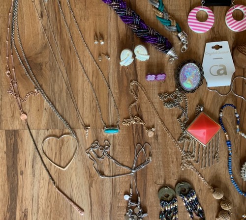 Costume Fashion Earring Necklace Bracelet Lot 30+ Pieces Mixed Lot Chico’s /Misc - Picture 3 of 21