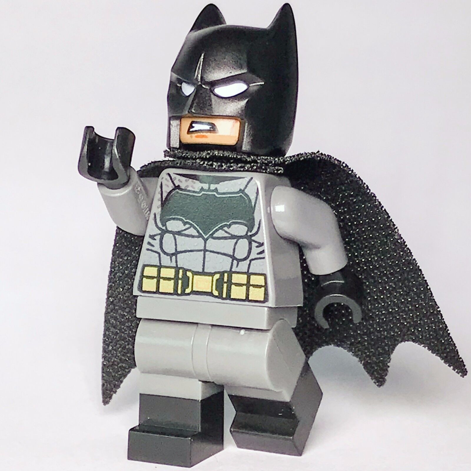 DC Super Heroes LEGO The Batman Grey Suit Minifigure 76183 76179 76181 sh786