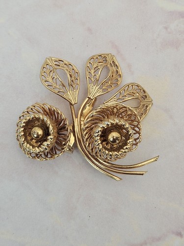 Vintage Corocraft Gold Tone Floral Brooch #961