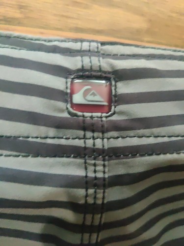 Quiksilver Mens stretch board Shorts size 32 swim surf Length 21" inseam 10" - Picture 7 of 8