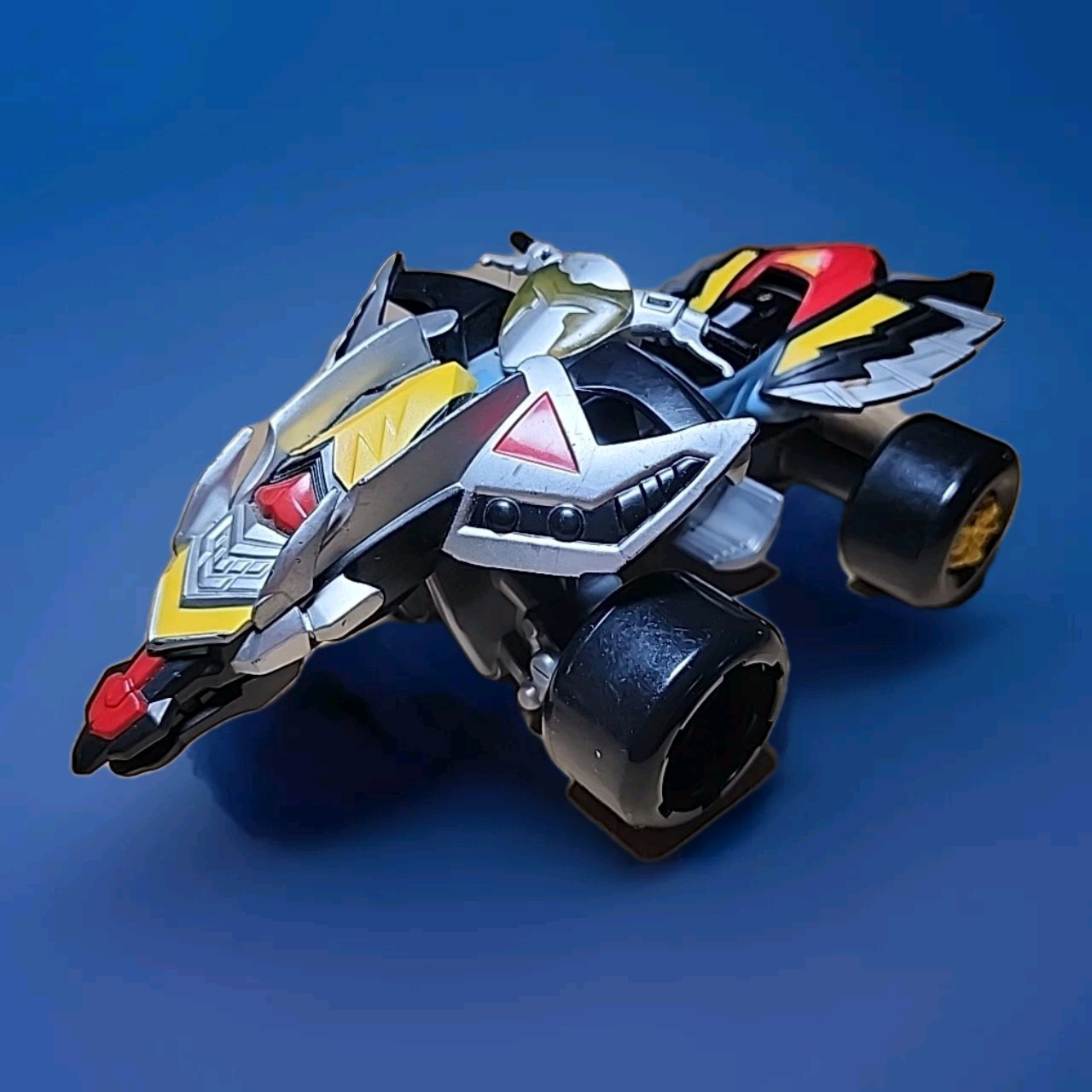 2005 Bandai Power Rangers Mystic Force Dragon Tracker ATV