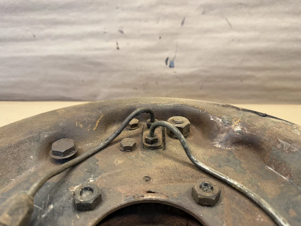 Placa de respaldo delantera derecha original Alfa Romeo 2000 Spider Sprint Foto 2 de 4