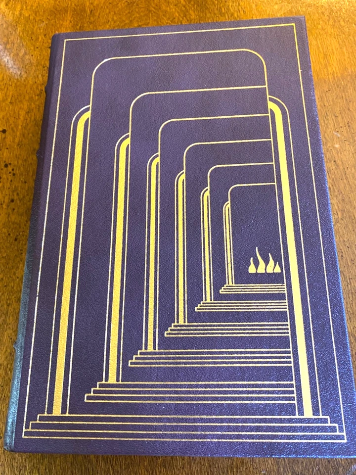 THE BONFIRES OF THE VANITIES BY TOM WOLFE - Image 2 of 4