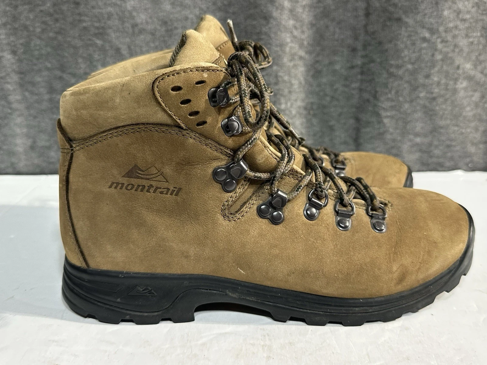 Montrail Italy Hiking Trail Camp Outdoor Boots Tan Suede Leather Women's 9.5