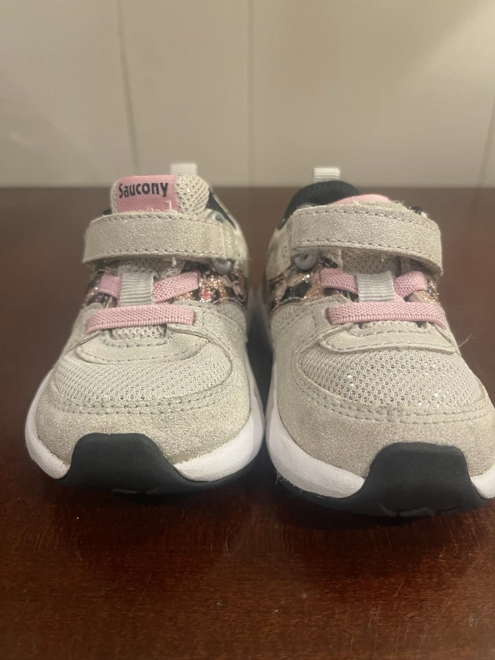 SAUCONY Niño Bebé JAZZ Gancho Lazo LOW PRO Tenis Rosa Gris Talla 4M Foto 4 de 4