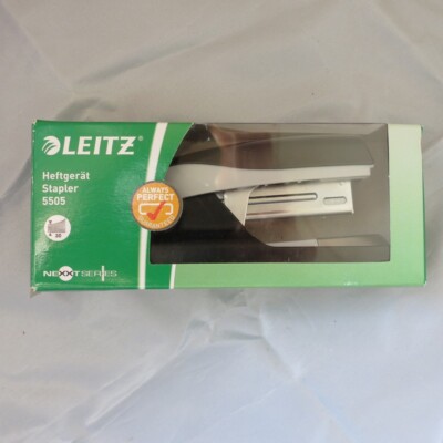 Leitz 5505 Hefter 30 Blatt Kapazität, ergonomischer Metallkörper neu in Regal getragener Box