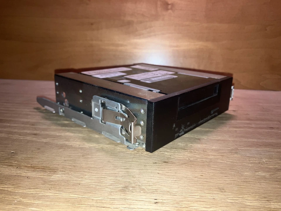 TESTED Dell IBM Seagate TC4200-291 07R259 STD2401LW TAPE Drive 68 Pin SCSI - Image 3 of 4