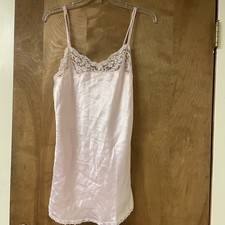 Vintage Victoria  s Secret Baby Doll Pink Lace Slip Dress Nightgown Size Small