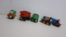Thomas Friends Magnetic Lot of 5 Train Tank Engine