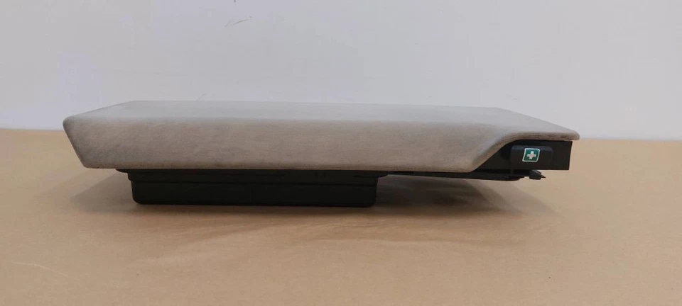 Mercedes-Benz 380 560SEC C126 1990 glove box in trunk 1268430207  - Image 4 of 4