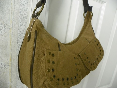LULU BRAUNE MITTELGROSSE STOFFHANDTASCHE MIT ZWEI VORDEREN SEITENTASCHEN EINE INNENTASCHE - Bild 4 von 5