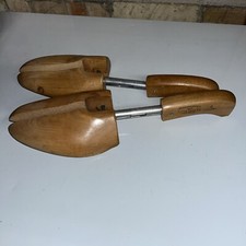 Vintage Rochester NY, Shoe Tree Co Wooden Shoe Tree Stretchers  4 Mohaw - Read