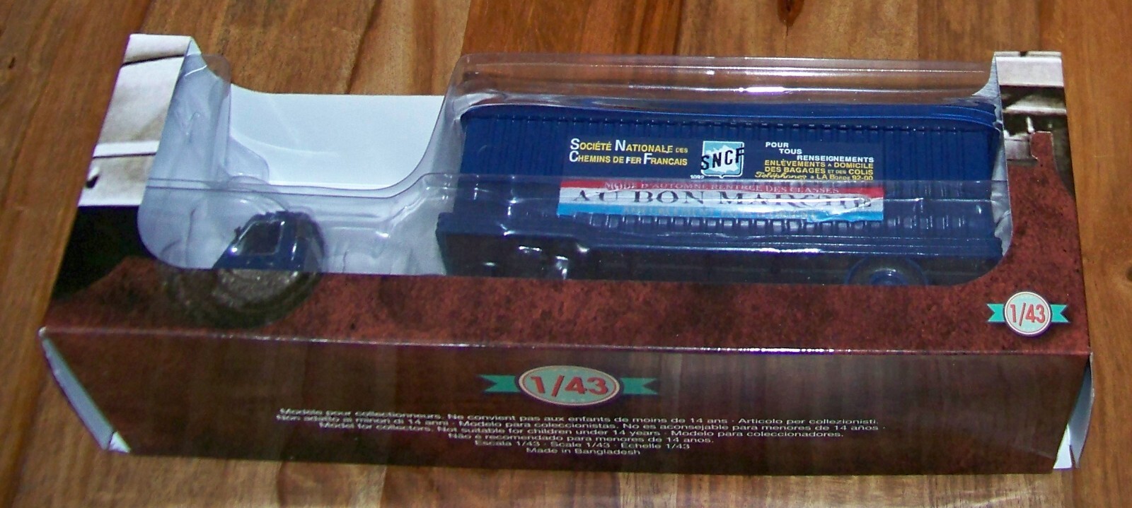 Camion miniature FAR CM75 SNCF Altaya 1/43 le souvenir des transports d'antan
