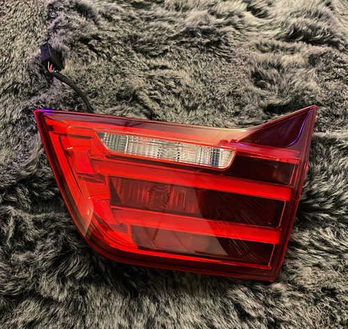 BMW 4 F32 F33 F36 Heckleuchte Rückleuchte Rücklicht Hecklappe Rechts 7296102