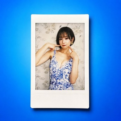 YUI ARATA WooHoo Vol. 4 Instax Cheki Polaroid PhotoJapanese Model (2)